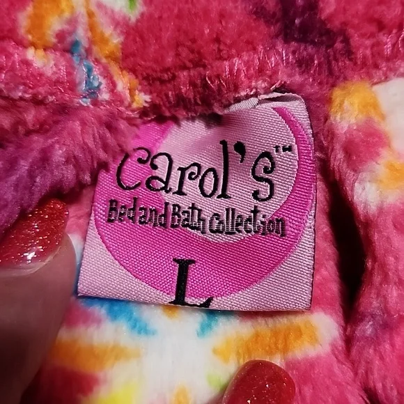 BED & BATH ๐ COLLECTION CAROL'S. BATH ROBE. - Picture 5 of 9